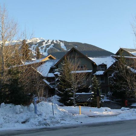 Glacier'S Reach By Whistler Retreats Bagian luar foto